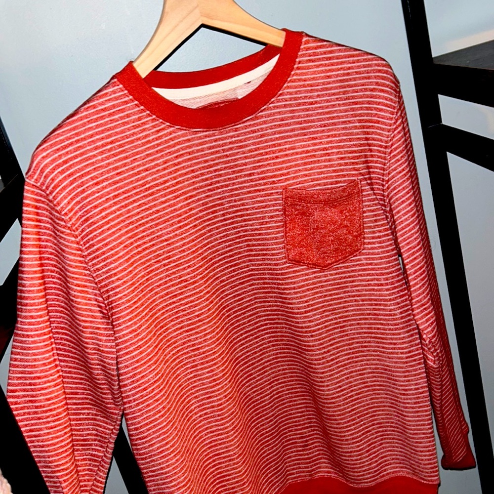 Beautiful gap sweater